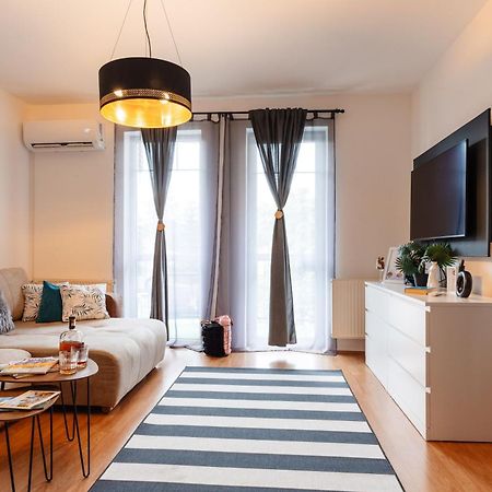 Bb21 Apartman Eger - City Centre エクステリア 写真